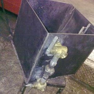 байпас: для прогона масла при разогреве оного и сброса излишков.