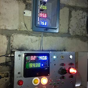 В работе
Расход 3,2 л/ч температура системы 95 в помещении 20